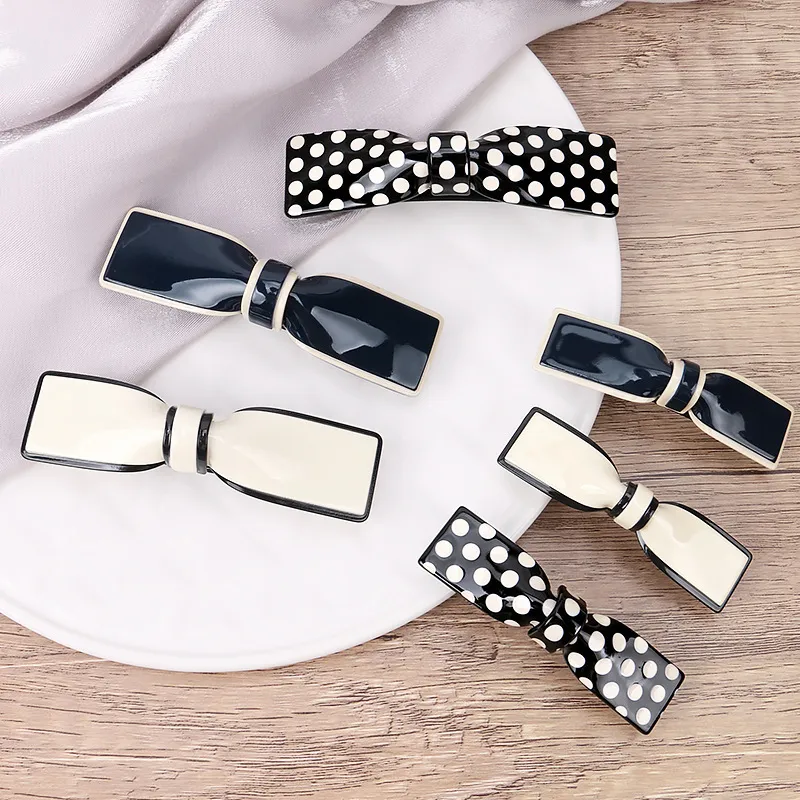Women Fashion Creative Bow Acrylic Spring Hair Clip