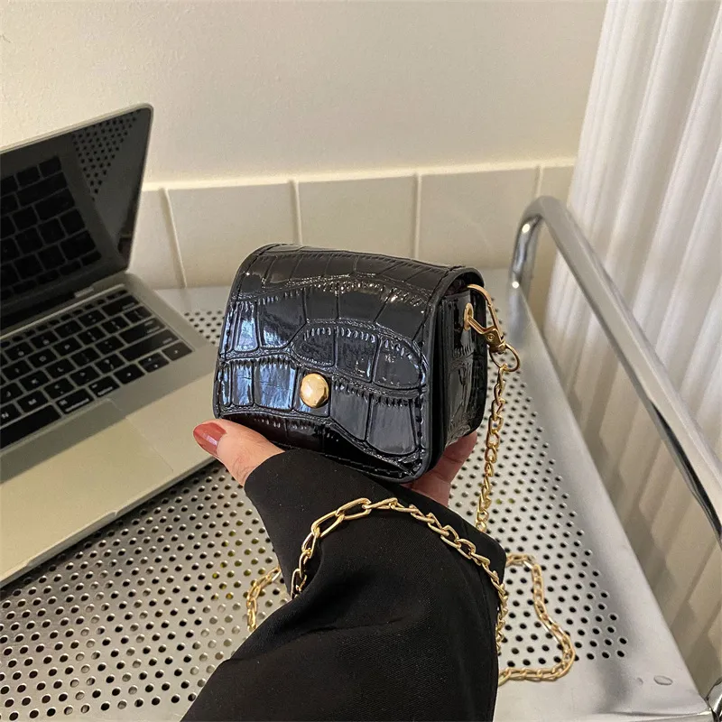 Women Simple Casual Mini Square Chain Crossbody Bag