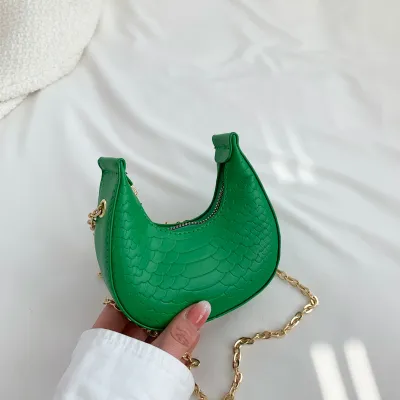 Women Casual Solid Color Dumpling-Shaped Zipper Chain Mini Crossbody Bag