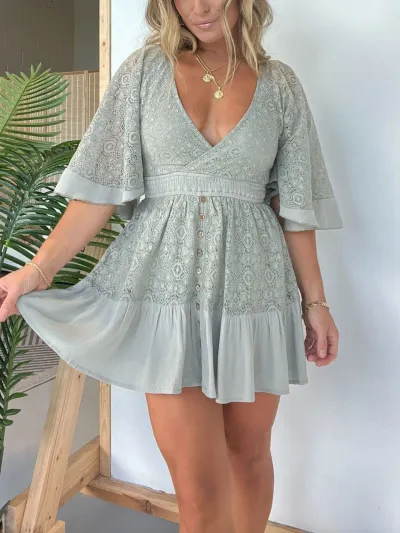 Summer Women Fashion Sexy Deep V Lace Patchwork Bat Sleeve Dress