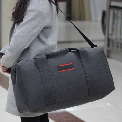 Men Retro Canvas Large Capacity Duffle Bag With Zipper Closure