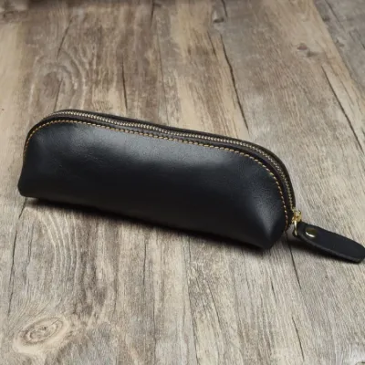 Simple Retro Leather Zipper Pencil Case