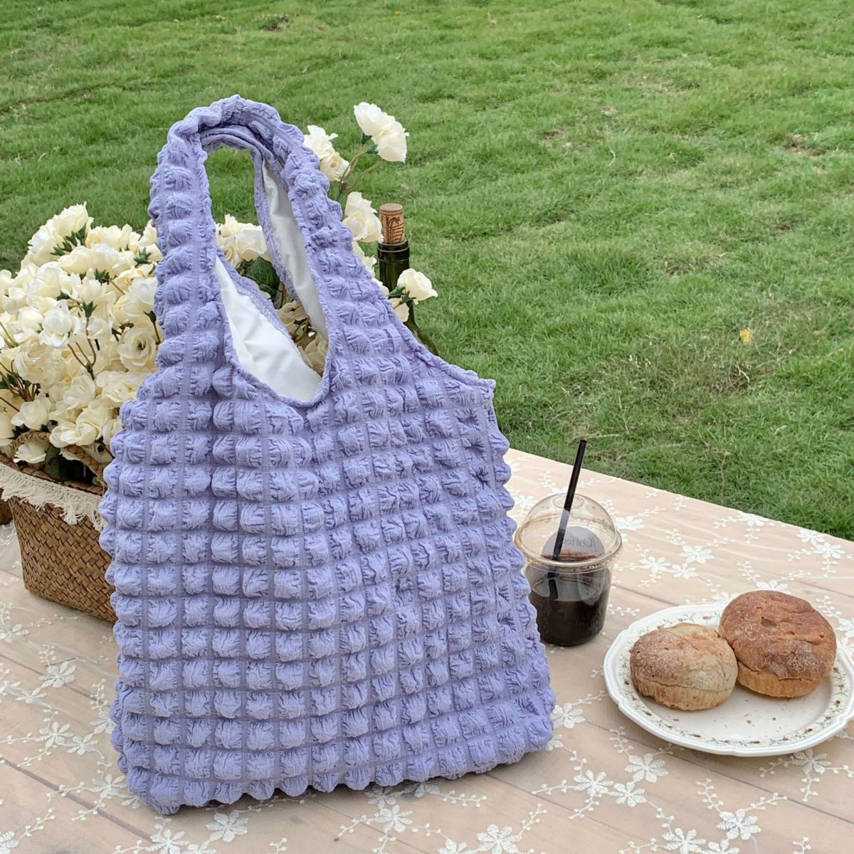 Wholesale Fashion Solid Color Cloud Bubble Shoulder Tote Bag