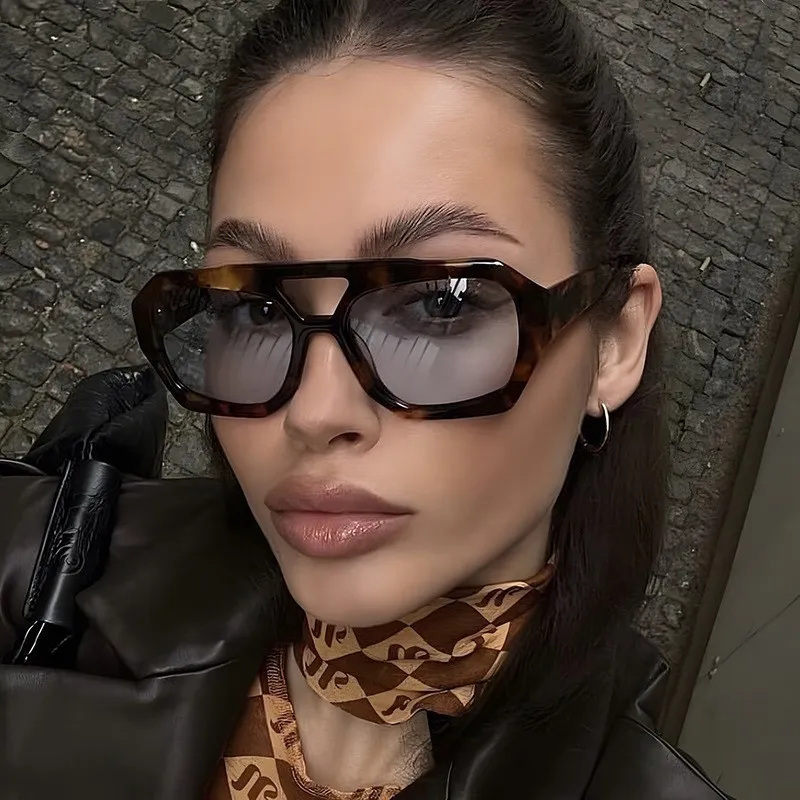 Fashion Double Beam Irregular Square Frame Sunglasses