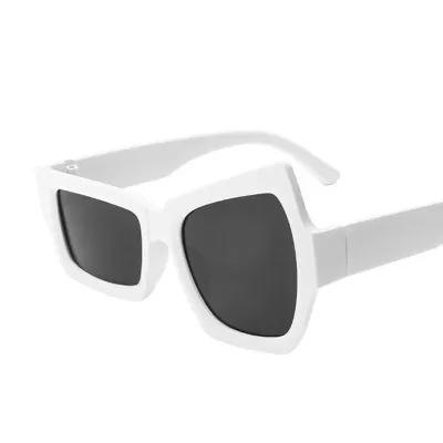 Fashion Irregular Funny Joker Sunglasses with AC Lens