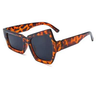 Fashion Irregular Funny Joker Sunglasses with AC Lens