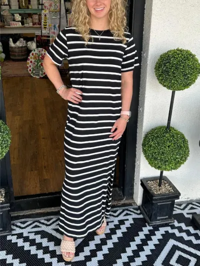 Women Casual Side Pocket Stripe Round Neck Side-Slit Short Sleeve Maxi Dress