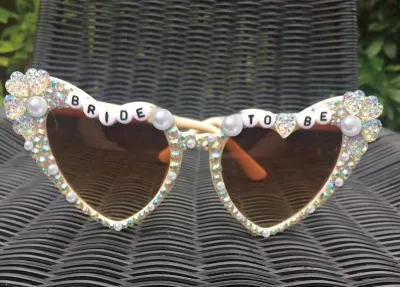 Women Creative Heart Letter Rhinestone Metal Sunglasses
