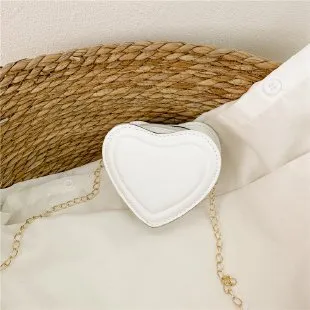 Children's Solid Color PU Mini Heart Chain Crossbody Bag for Kindergarten Girls