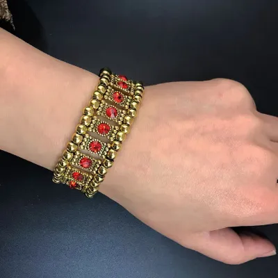 Ethnic Rhinestone Bracelet Women's Vintage Zinc Alloy Retro Palace Style Wave
