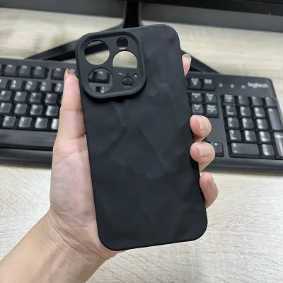 Solid Color Pleated TPU Phone Case for Apple iPhone 15 All-Inclusive Protection