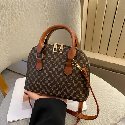 Women Fashion Simple Letter Printing Zipper Handle Shoulder Shell Bag