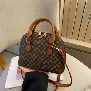 Women Fashion Simple Urban Simplicity Letter Print Zipper Handle Shoulder Shell Bag