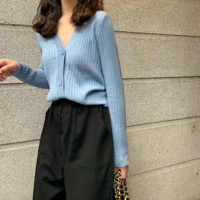Spring Autumn Women Loose V-Neck Long-Sleeved Knitted Cardigan Jacket