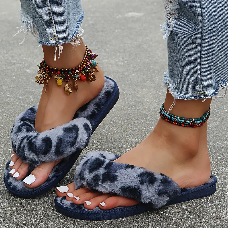Women's Cozy Leopard Plush Flip Flop Slippers Plus Size
