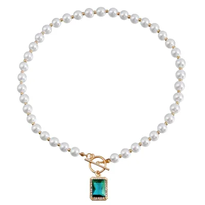 Fashion Imitation Pearl Necklace with Rhinestone Pendant Clavicle Chain