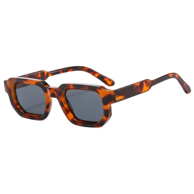 Women Vintage Square Thickened Small Frame Sunglasses
