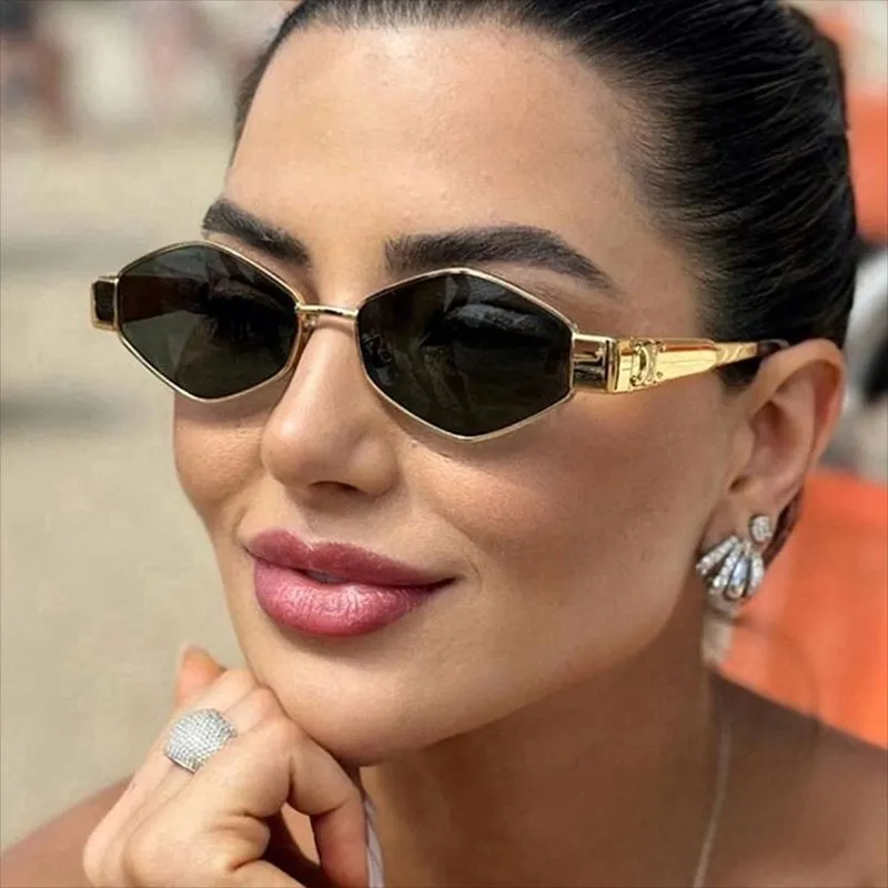 Women Fashion Personalized Small Frame Diamond Metal Sunglasses