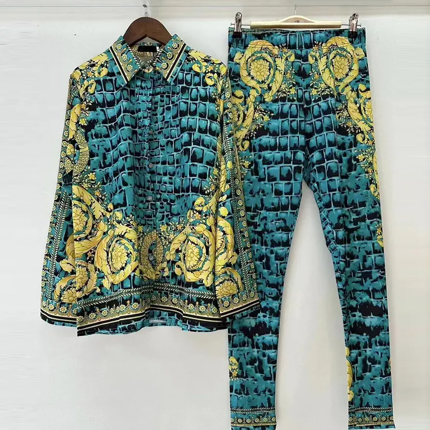 Women Retro Geometric Print Round Neck Long Sleeve Top Stretch Tight Pants Two-Piece Set