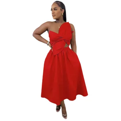 Women Sexy Solid Color One Shoulder Petal Hollow Dress