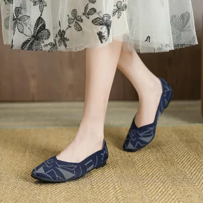 Women Fashion Plus Size Flying Woven Flat Square Toe Loafers