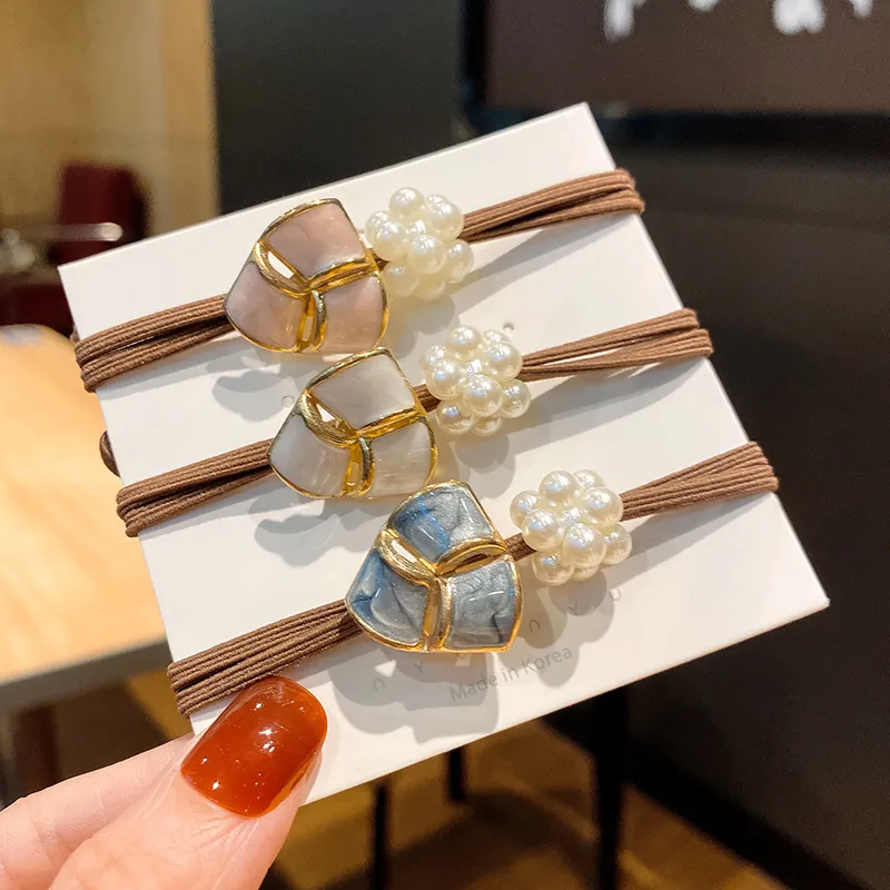 Women Simple Fashion Floral Pearl Hair Rope Sweet Style