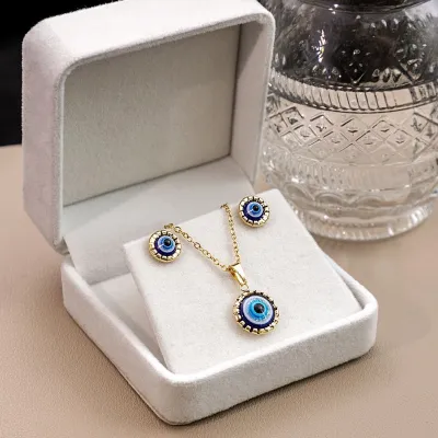 Women's Simple Geometric Round Devil Eye Necklace And Earrings Jewelry Set with Alloy O-Chain