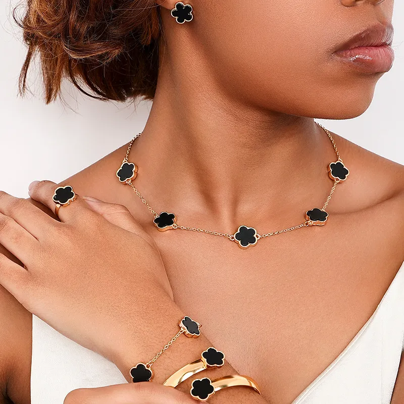 Women's Elegant Fashion Floral Bracelet Necklace Earrings Ring Five-Piece Jewelry Set