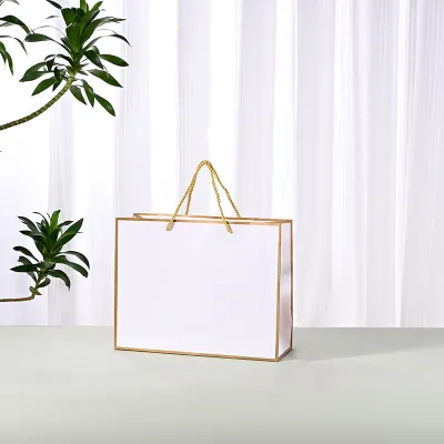 Fashion Simple Clothing Store Packaging Paper Shopping Bag