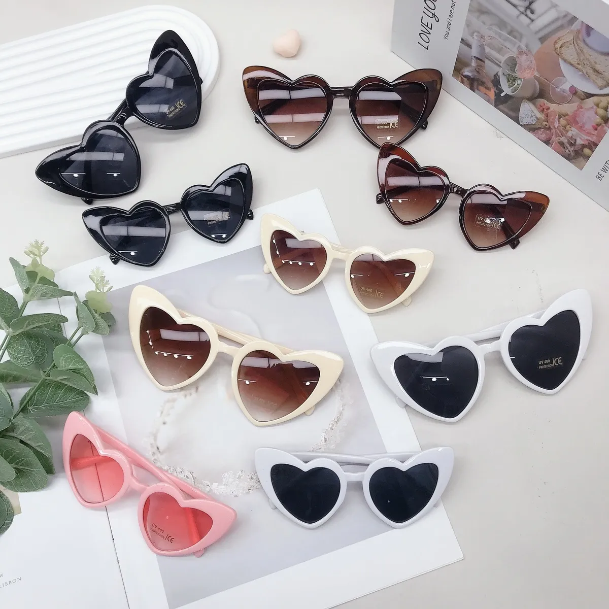 Kids Girls Fashion Casual Cute Heart Frame Solid Color Sunglasses Retro Butterfly Box PC AC