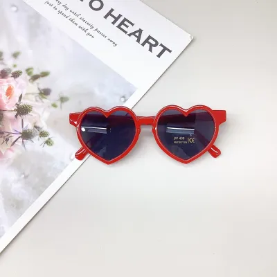 Kids Unisex Casual Solid Color Heart Frame PC AC Sunglasses