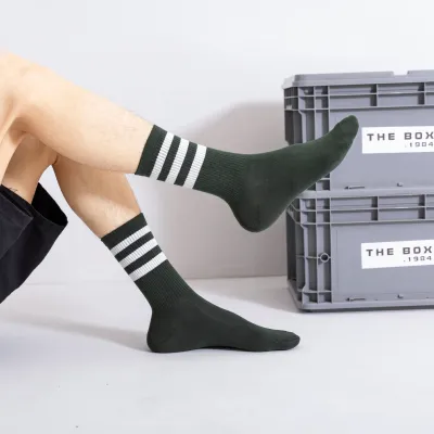 Men Fashion Casual Basic Stripe Print Mid-Calf Cotton Socks