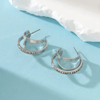Simple Women's C-Shaped Rhinestone Metal Geometric Earrings