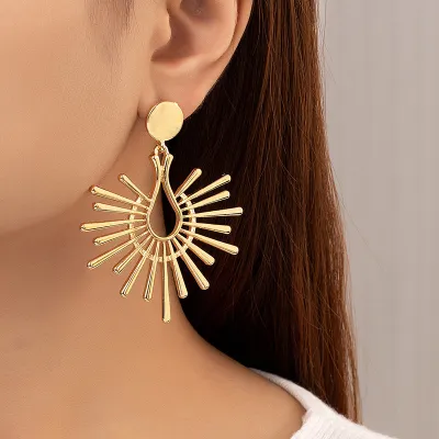 Exaggerated Personality Drop Shape Alloy Earrings