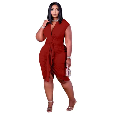 Plus Size Women's Tie Pleated Midi Dress