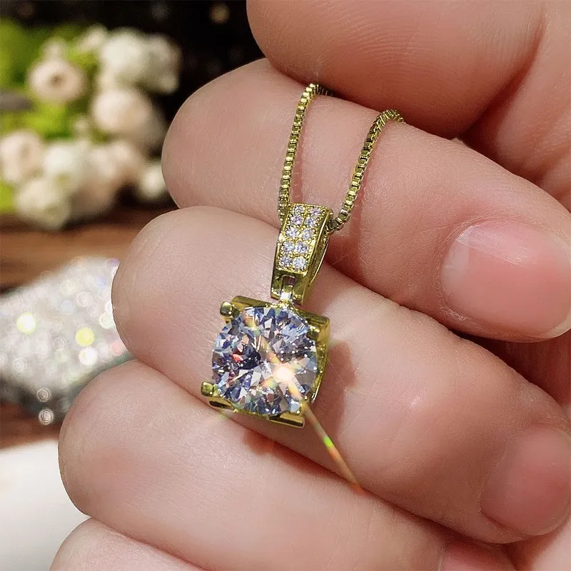 Women Exquisite Micro-Inlaid Single Diamond Rhinestone Pendant Necklace