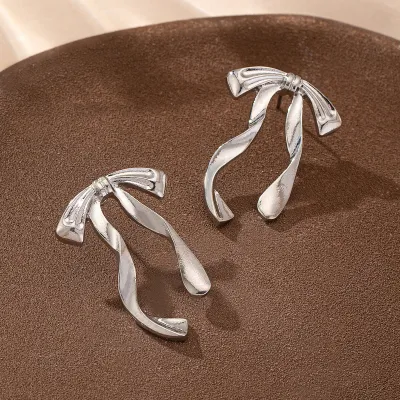 Women's Fashion Simple Bow Drop Earrings