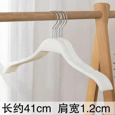 Simple Solid Color Non-Slip Seamless Plastic Clothes Hanger For Storage