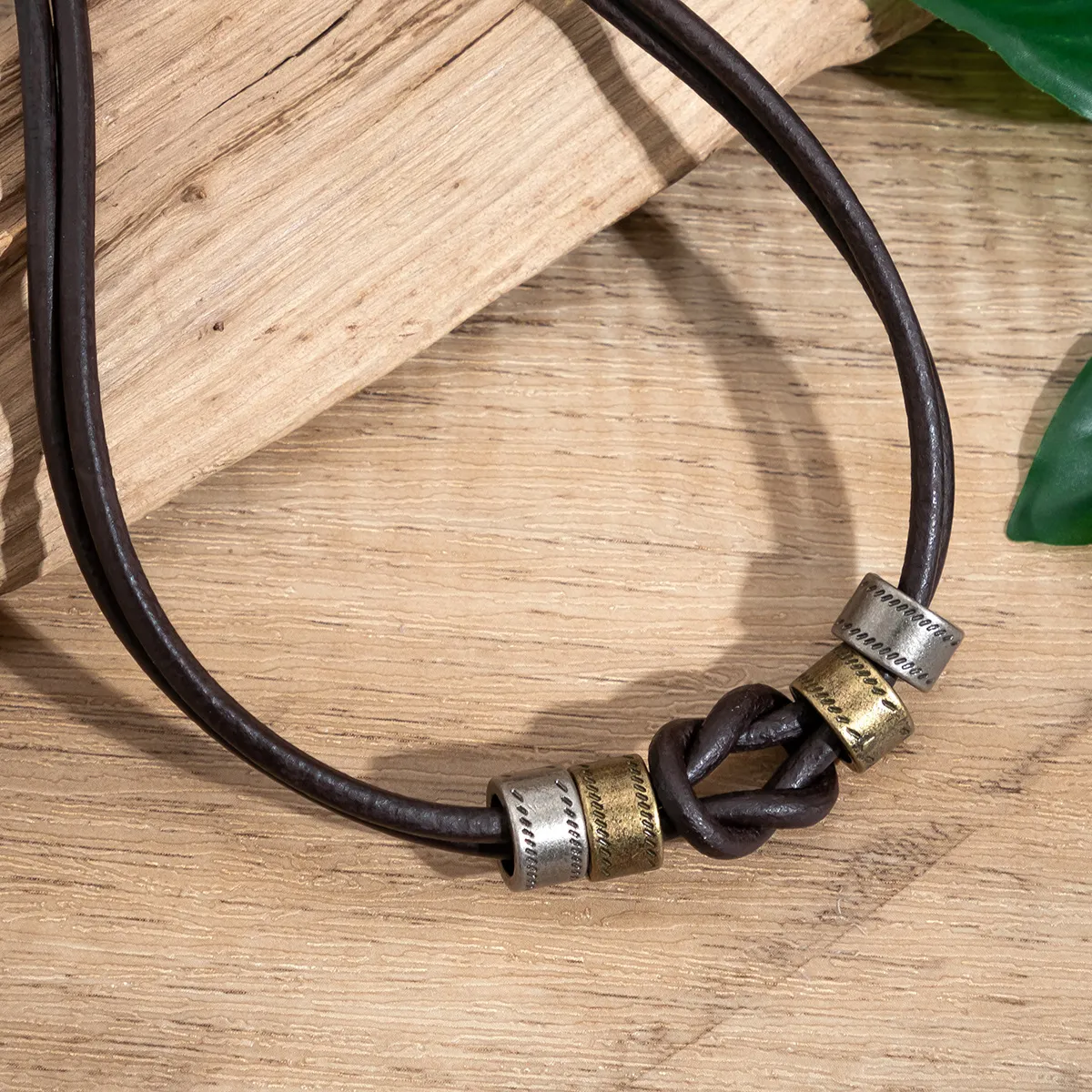 Men's Fashion Casual Vintage Leather Torus Necklace