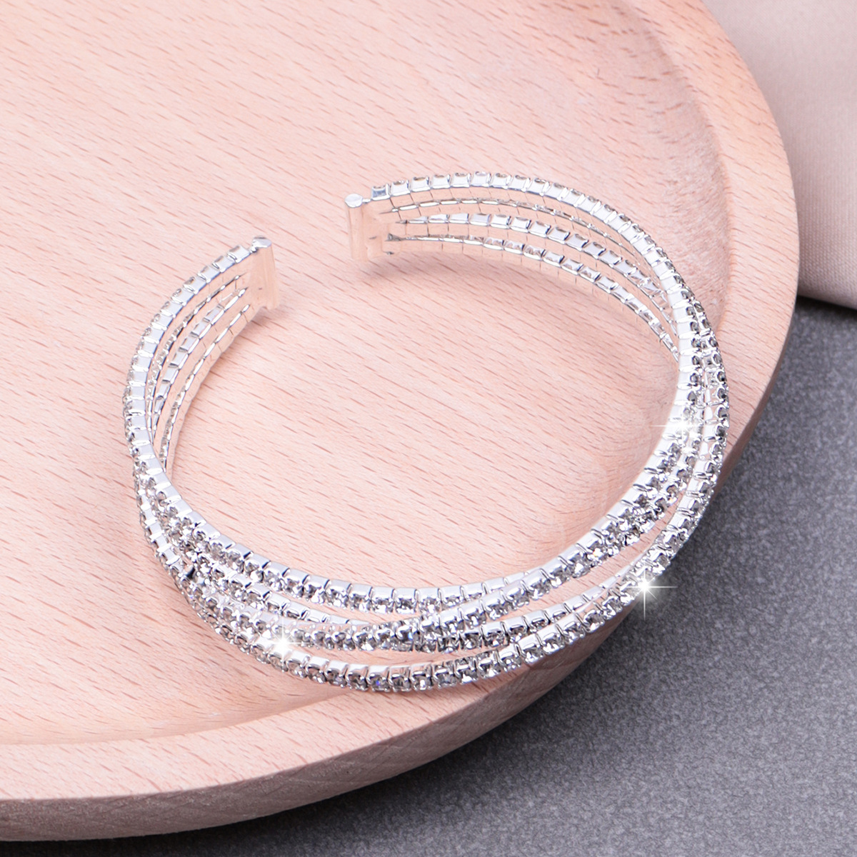 Wholesale Women Fashion Rhinestone Stretch Bracelet
