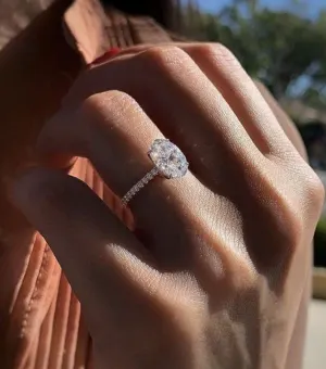 Women Simple Oval Rhinestone Ring