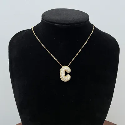 Women Fashion Simple 26 English Alphabet Rhinestone Pendant Necklace