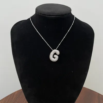 Women Fashion Simple 26 English Alphabet Rhinestone Pendant Necklace
