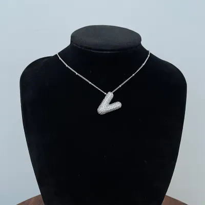 Women Fashion Simple 26 English Alphabet Rhinestone Pendant Necklace