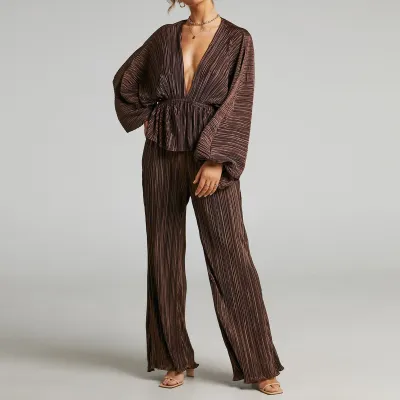 Women's Solid Color V-Neck Creased Long Sleeve Top Pants Two-Piece Set