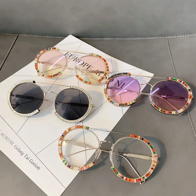 Women's Simple Zircon Colored Diamond Sunglasses