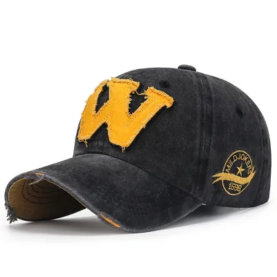 Simple Fashion Distressed Baseball Cap with Letter Hole Sunshade