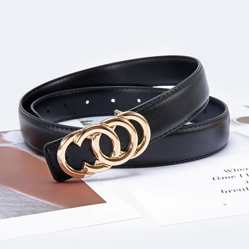新品未使用　タグ付き　CLANE CIRCLE BUCKLE WIDE BELT CLANE（クラネ）の「CIRCLE BUCKLE WIDE BELT（ベルト）」 - WEAR
