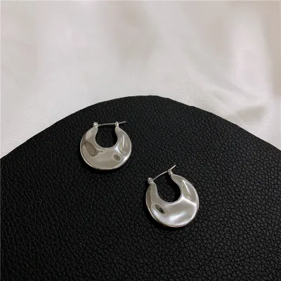 Women Retro Creative Gold Ring Pleated Earrings