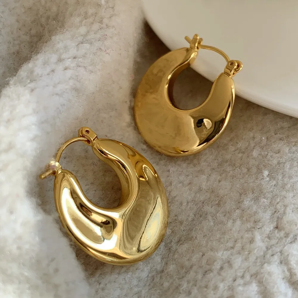 Women Retro Creative Gold Ring Pleated Earrings